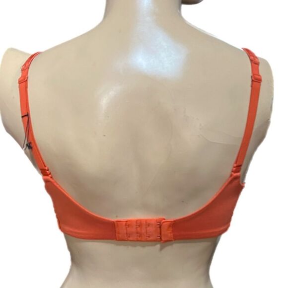 Victoria’s Secret Body Unlined Demi Crochet Lace / mesh detail bra Rust 34DD - Picture 4 of 5